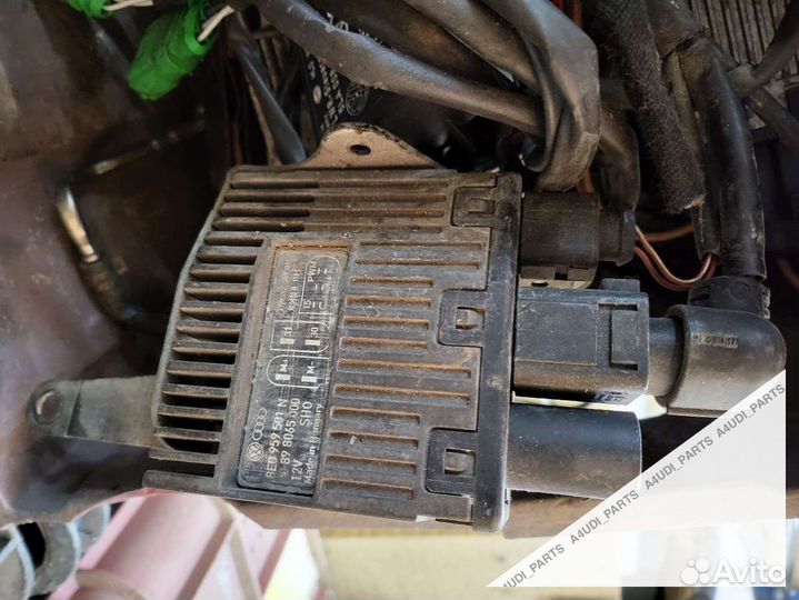 Блок управления вентилятора Audi A4 B7 (S4,RS4) 8E