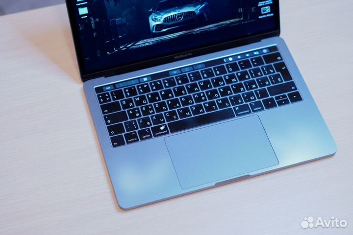 Macbook Pro 13 2019 4х ядерный с touch bar