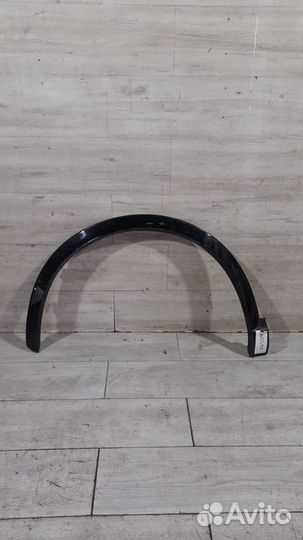 Накладка переднего крыла левая Audi Q 3 С 2011 По