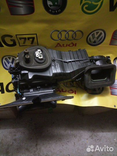 Печка в сборе передняя Skoda Octavia 1Z3 1.6 BLF