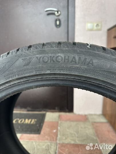 Yokohama BluEarth Winter V906 7/35 R19 100V