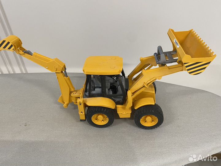 Модель экскаватора