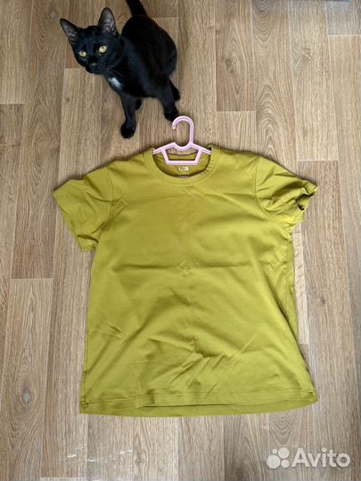 Uniqlo футболка
