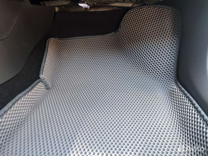 Eva ковры на WW Polo XI