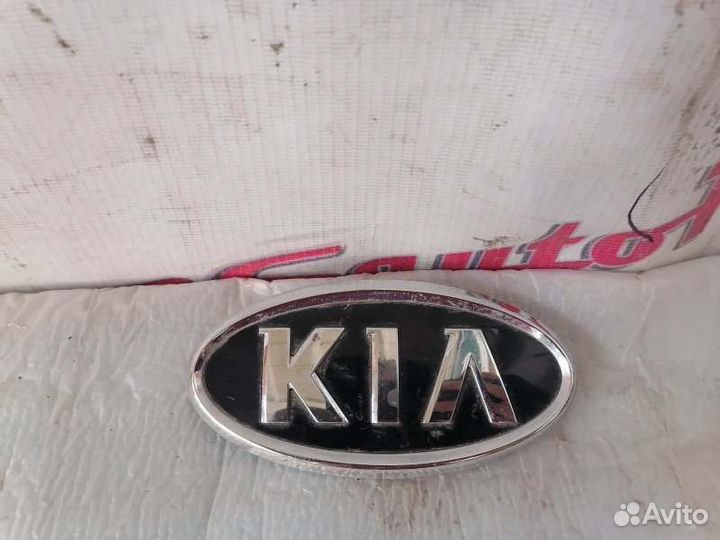 Эмблема Kia Ceed 1