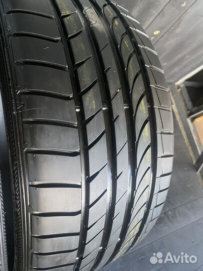 Dunlop SP Sport Maxx TT 235/35 R19