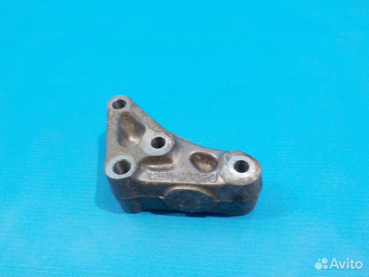 Кронштейн генератора lexus RX 2 (300/330/350/400h)