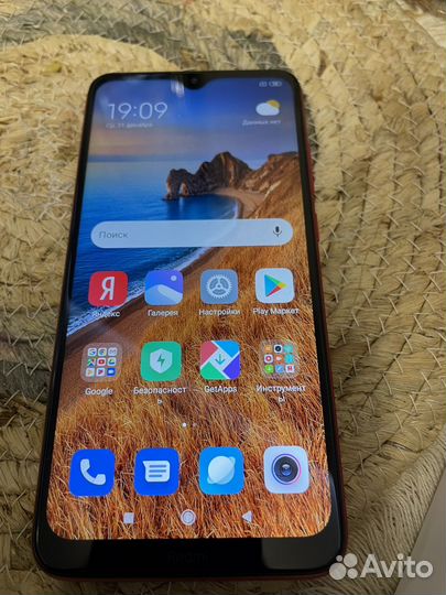 Xiaomi Redmi 8A, 2/32 ГБ