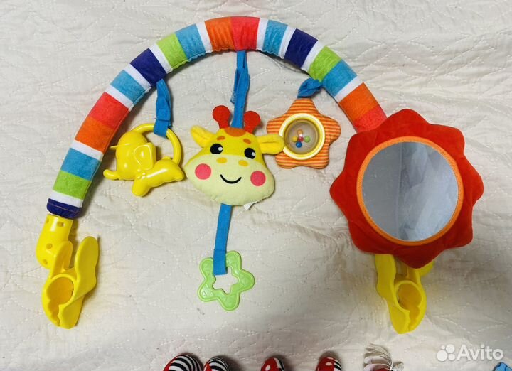 Игровая дуга на коляску