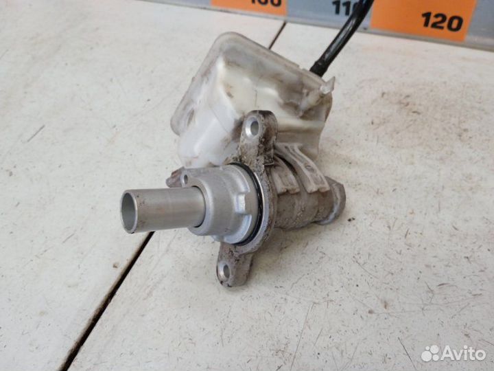 Цилиндр тормозной главный Peugeot 308 4A 1.6 2010