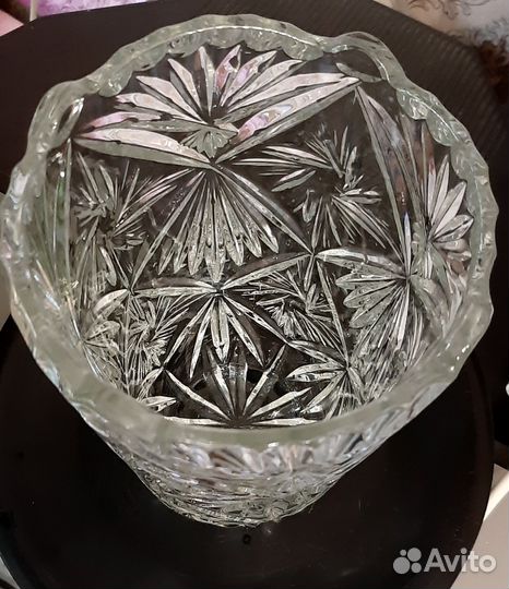Новая хрустальная ваза