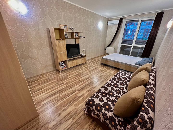 1-к. квартира, 40 м², 2/9 эт.