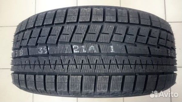 Yokohama Ice Guard IG60 245/35 R19 93Q