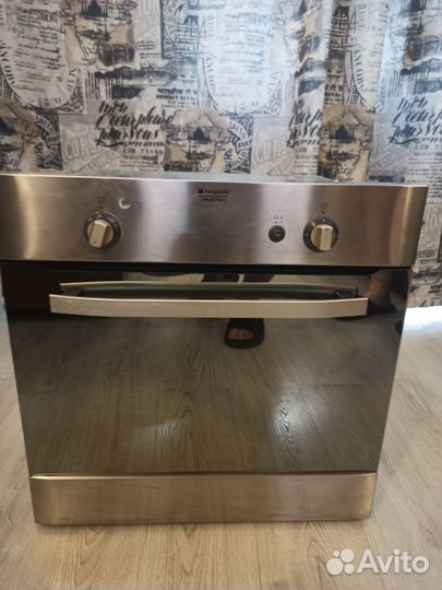 Духовой шкаф Hotpoint Ariston