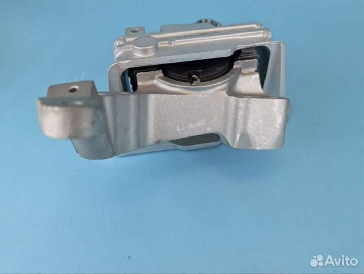 Подушка двигателя опора правая Geely Monjaro KX11