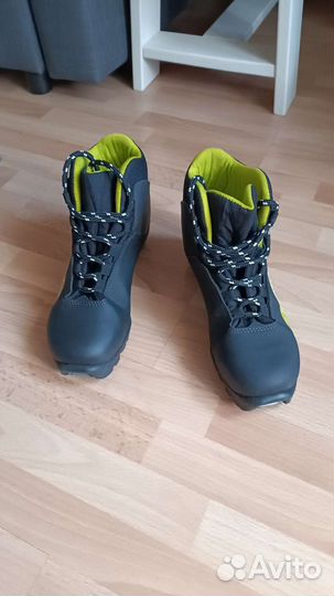 Ботинки лыжные 36-37р
