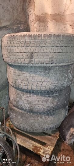 Bridgestone Blizzak DM-V1 225/55 R18 30