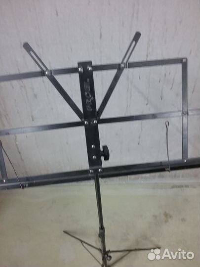 Пюпитер для нот