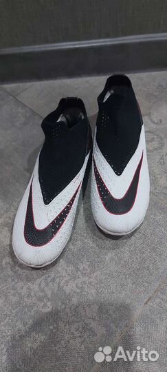 Футбольные бутсы