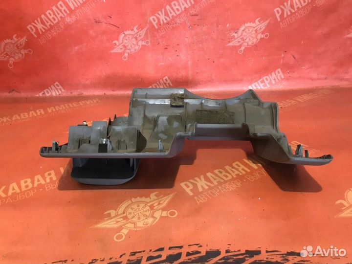 Кожух подрулевой Nissan Almera N16 седан QG18DE