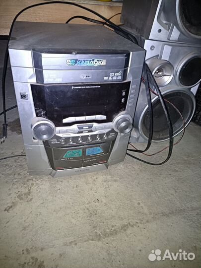 Музыкальный центр