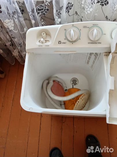 Стиральная машина с вертикальной загрузкой