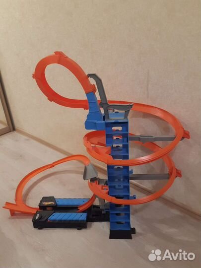 Трек hot wheels