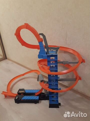 Трек hot wheels