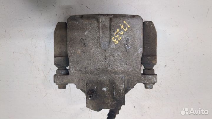 Суппорт левый передний Cadillac SRX, 2008