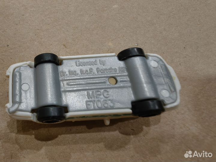 Моделька автомобиля Porsche carrera