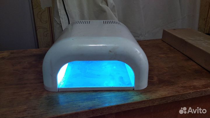 Уф лампа для ногтей