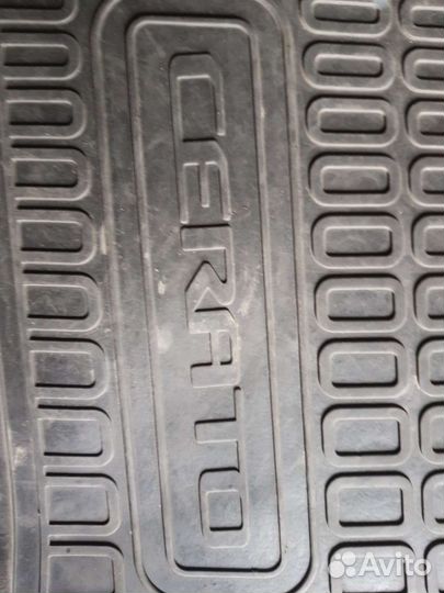 Резиновый коврик