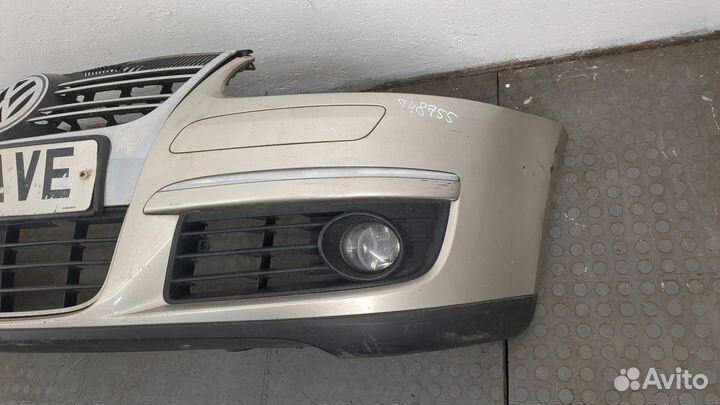 Бампер передний Volkswagen Jetta 5
