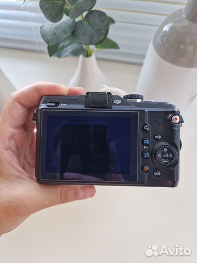 Фотоаппарат профессиональный