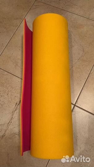 Коврик для йоги и фитнеса