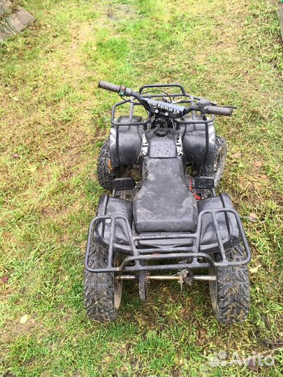 Детский квадроцикл на бензине