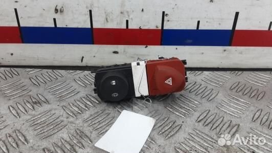 Кнопка аварийки renault scenic 2 (90S09I501)