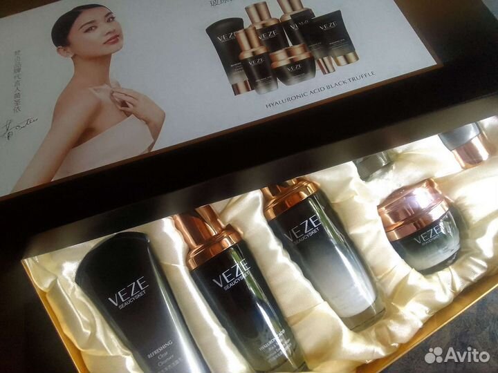 Набор косметики омолаживающий новый