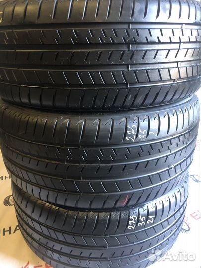 Bridgestone Alenza 001 245/40 R21 и 275/35 R21 108Y
