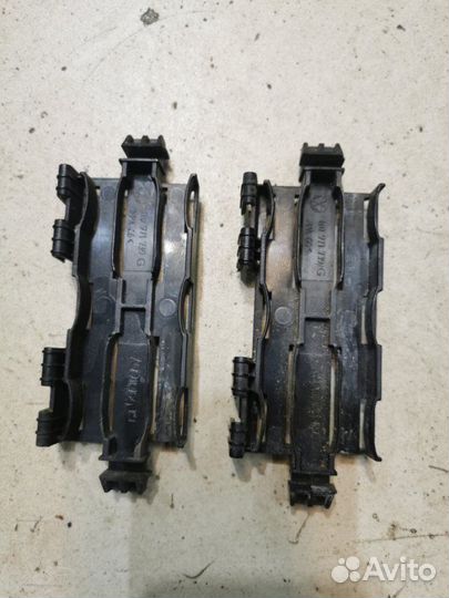 Кронштейн Volkswagen Passat B6 2006