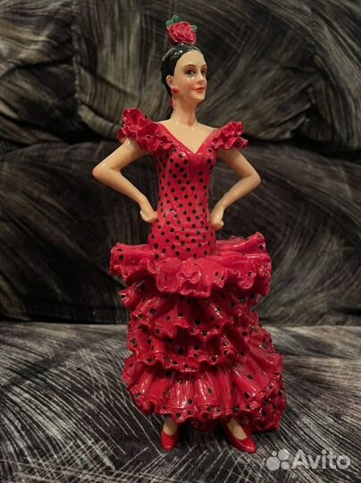 Статуэтка *Испанская танцовщица*