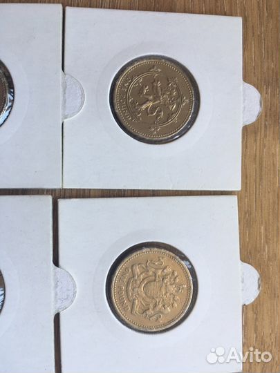 Фунт стерлингов. One pound sterling. Все разные
