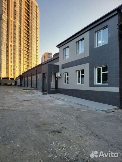 Ученик автомеханика