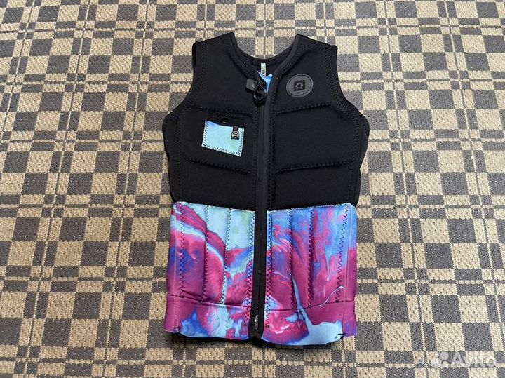 Водный жилет Mystic - M