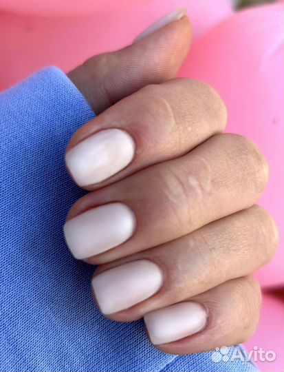 Модель на маникюр и нарашивание