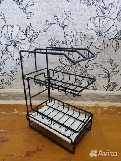 Маленькие полочки для кухни