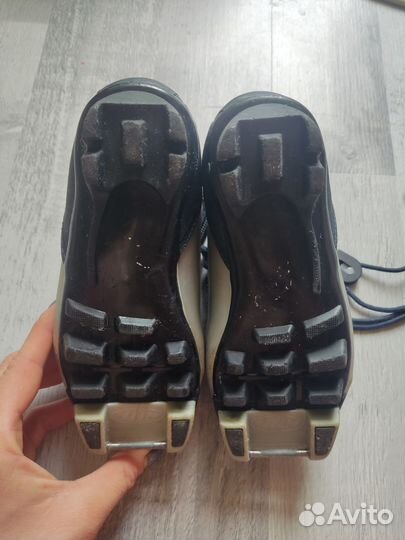 Лыжные ботинки детские 28р