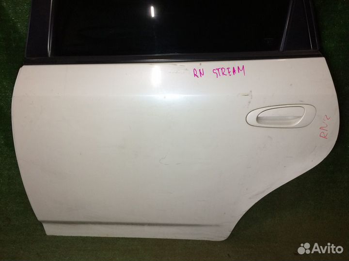 Дверь задняя левая Honda Stream RN1 Перламутр цара