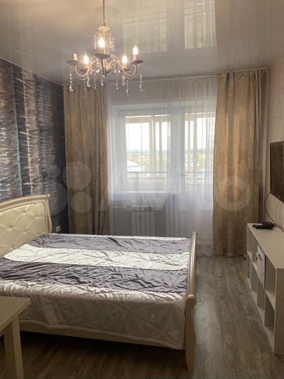 2-к. квартира, 50 м², 4/10 эт.