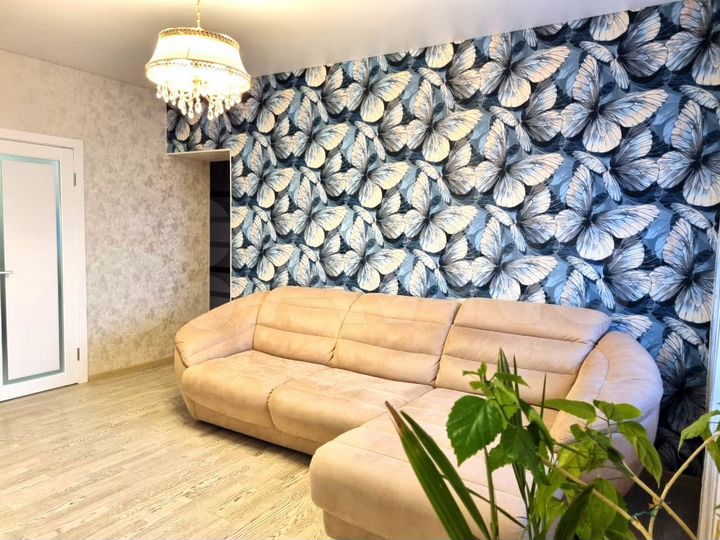 4-к. квартира, 100 м², 14/17 эт.